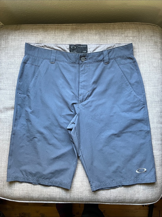 Oakley Other - Oakley Men's Gray Shorts 34